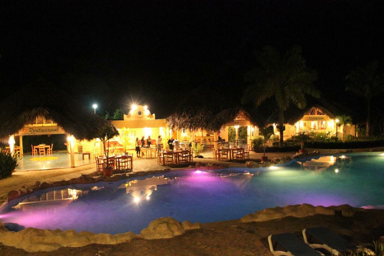 Hotel - Residencial Madrugada Las Terrenas Extérieur photo